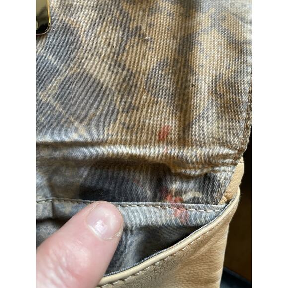 Elliott Lucca Envelope Clutch Wallet Turn Lock Purse Pebbled Color Block Leather - Picture 12 of 12